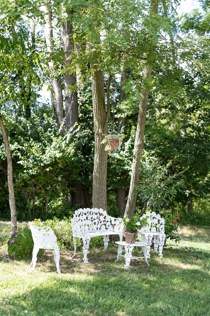 Rustic wedding venue in Maryland; Manchester MD wedding venue; Maryland barn wedding venue; summer wedding venue Maryland