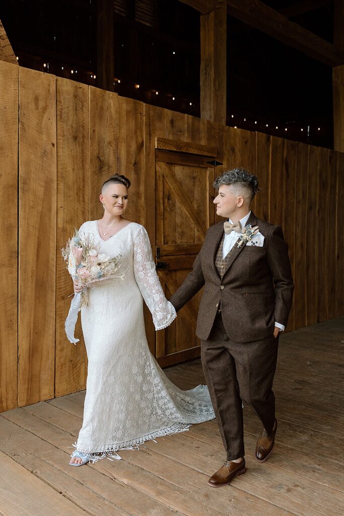Rustic wedding venue in Maryland; Manchester MD wedding venue; Maryland barn wedding venue; eclectic wedding venue Maryland