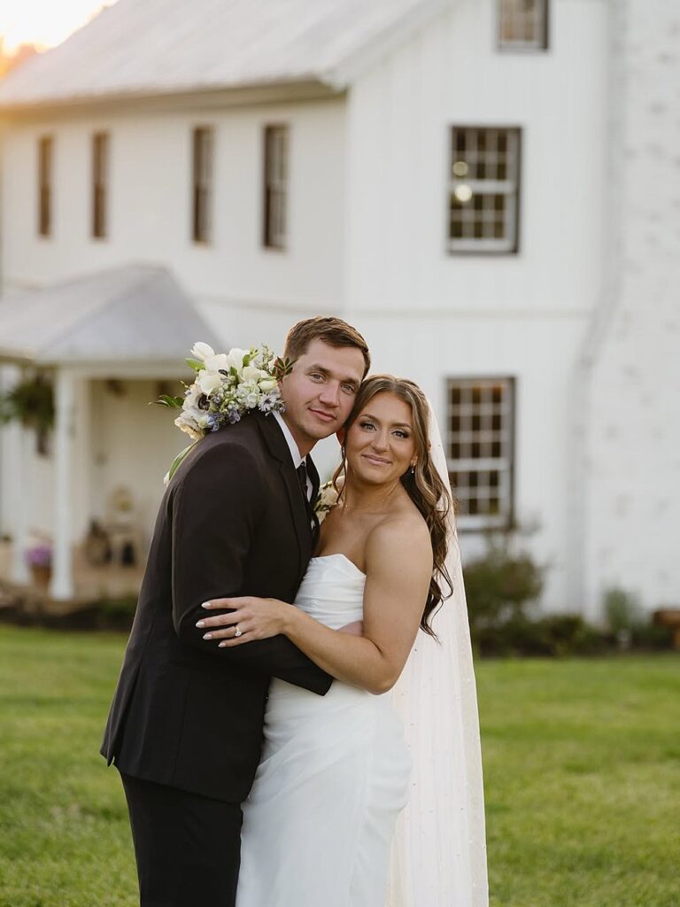 Manchester MD wedding venue; Maryland barn wedding venue; wedding venue located in Manchester, Maryland; summer barn wedding Maryland