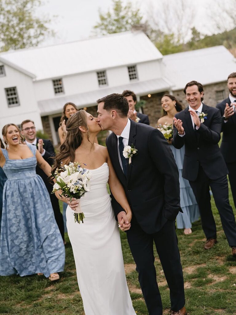 Manchester MD wedding venue; Maryland barn wedding venue; wedding venue located in Manchester, Maryland; summer barn wedding Maryland