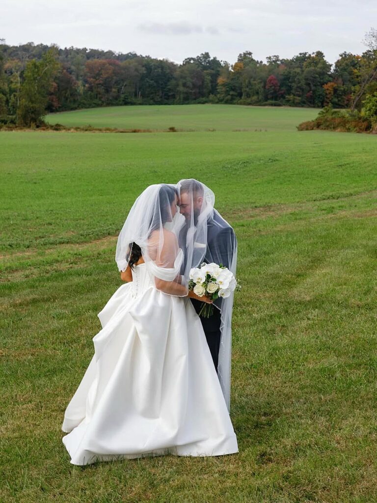 Manchester MD wedding venue; Maryland barn wedding venue; wedding venues in carroll county md; outdoor wedding venue Maryland