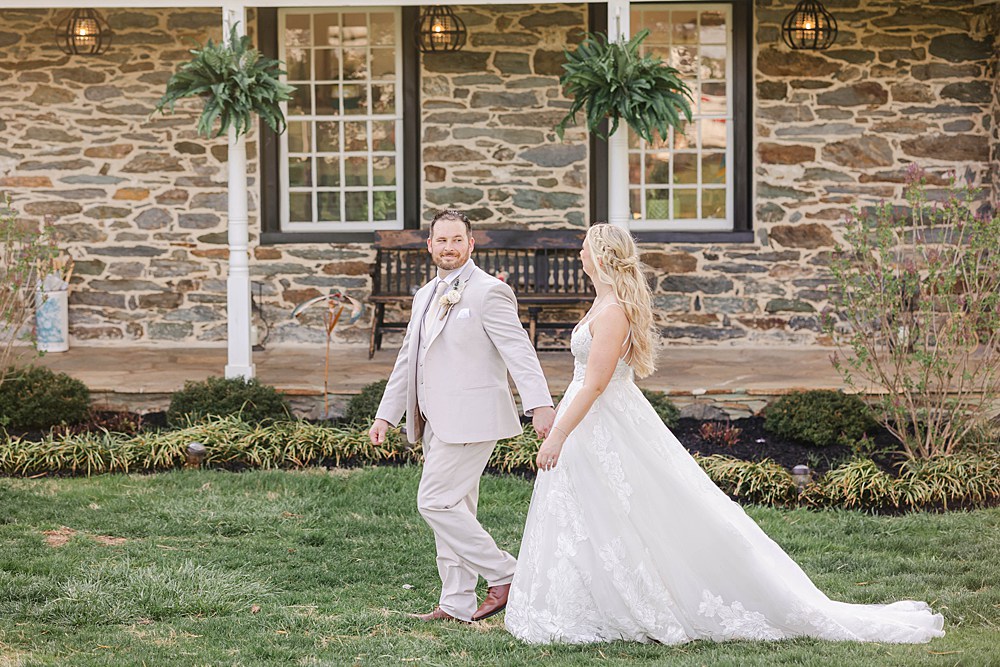 Manchester MD wedding venue; Maryland barn wedding venue; wedding venues in carroll county md; Maryland summer wedding timeline