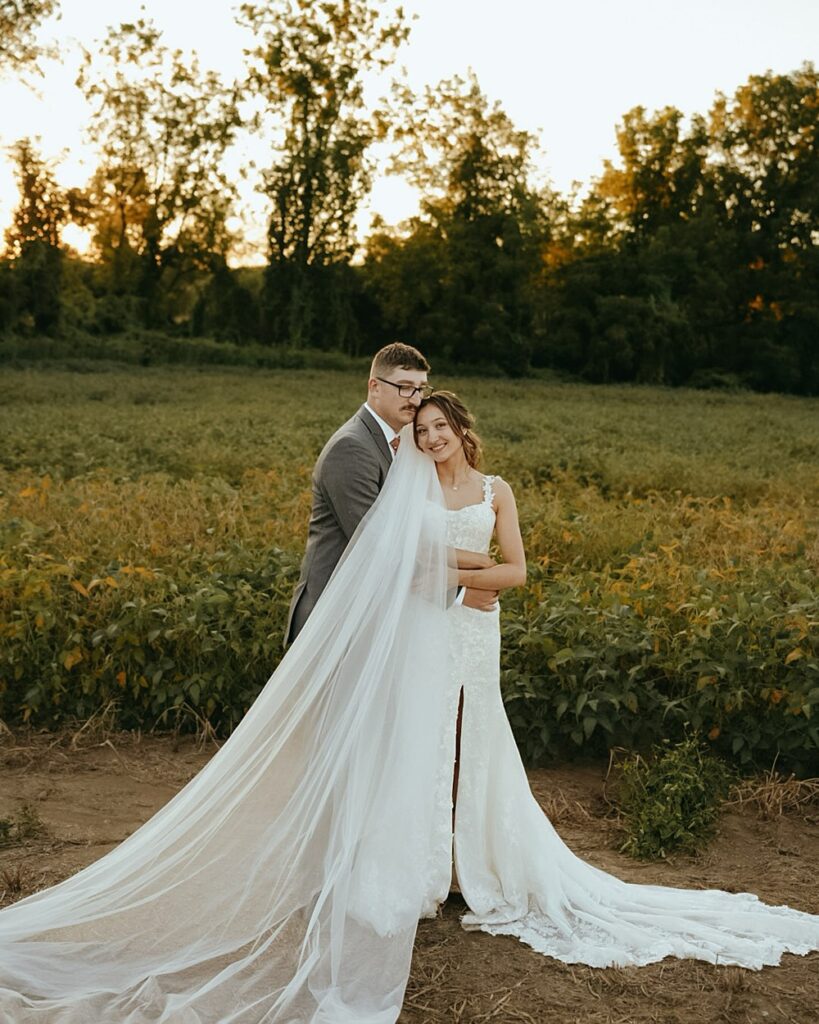 Manchester MD wedding venue; Maryland barn wedding venue; wedding venues in carroll county md; Golden Hour Wedding Photos