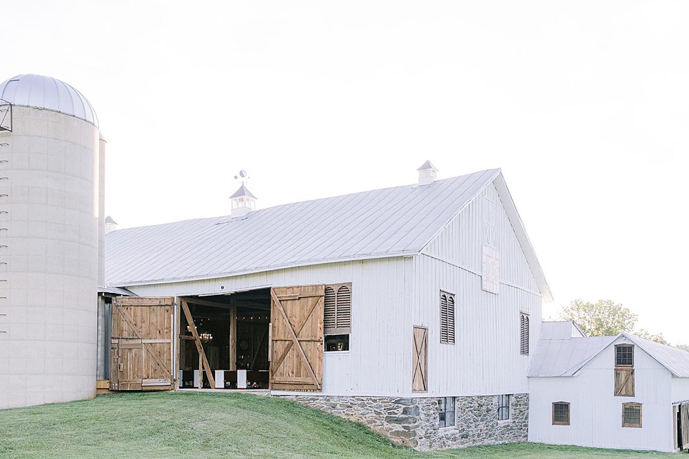 Manchester MD wedding venue; Maryland barn wedding venue; wedding venues in carroll county md; Carroll County barn wedding venue