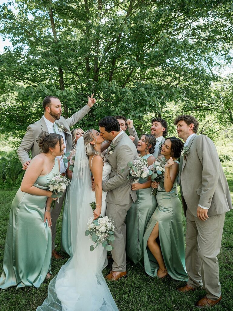 Manchester MD wedding venue; Maryland barn wedding venue; wedding venues in carroll county md; outdoor wedding venue in Maryland
