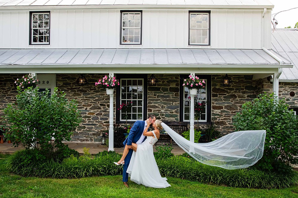 Manchester MD wedding venue; Maryland barn wedding venue; wedding venues in carroll county md; Intimate Maryland Wedding