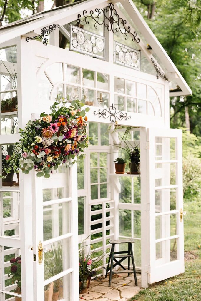 Manchester MD wedding venue; Maryland barn wedding venue; wedding venues in carroll county md; Whimsical Maryland Wedding